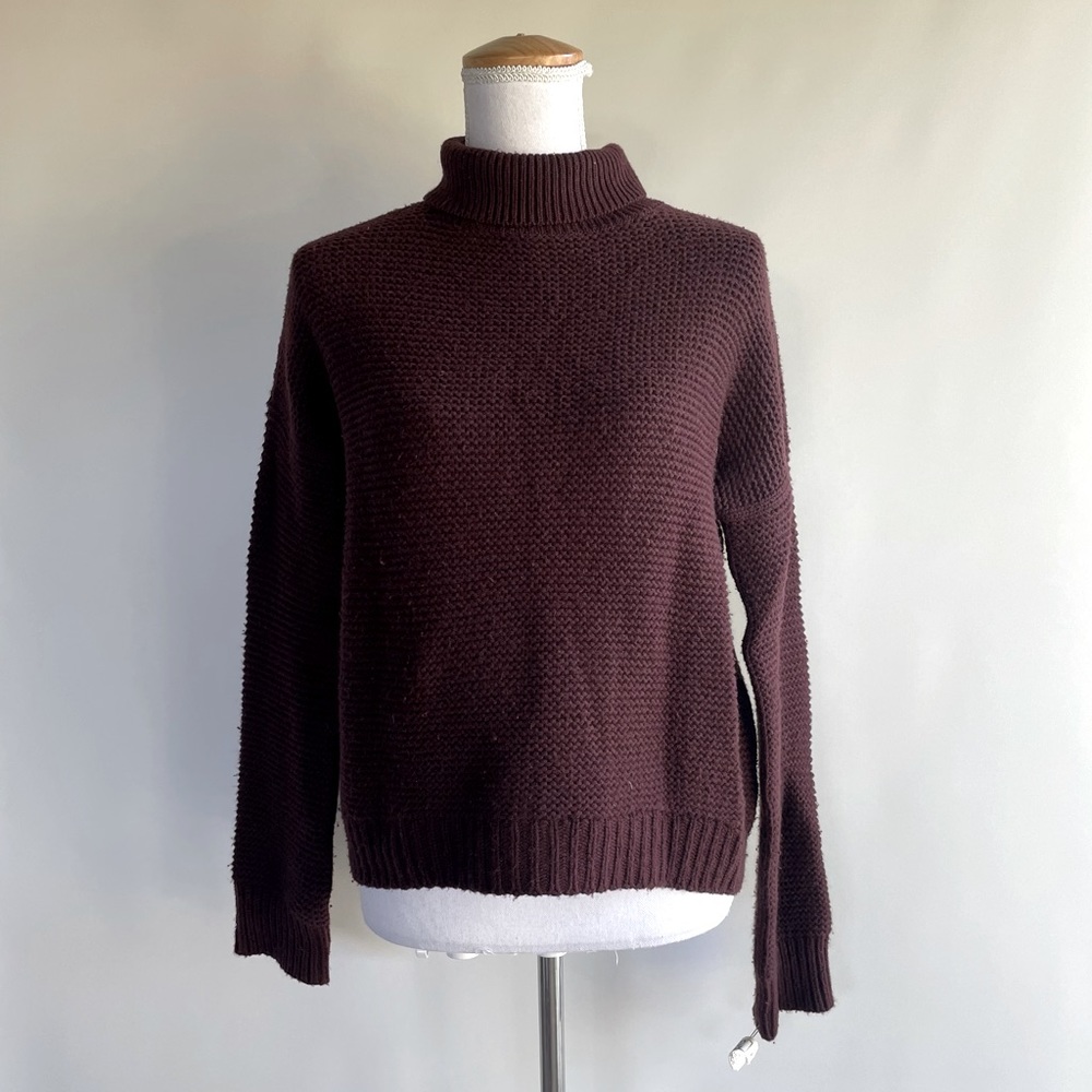 Vince Turtleneck Sweater - sz S